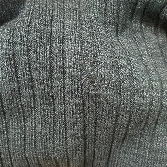 Vince Ribbed Elbow Sleeve T-Shirt - Picture 3 of 6